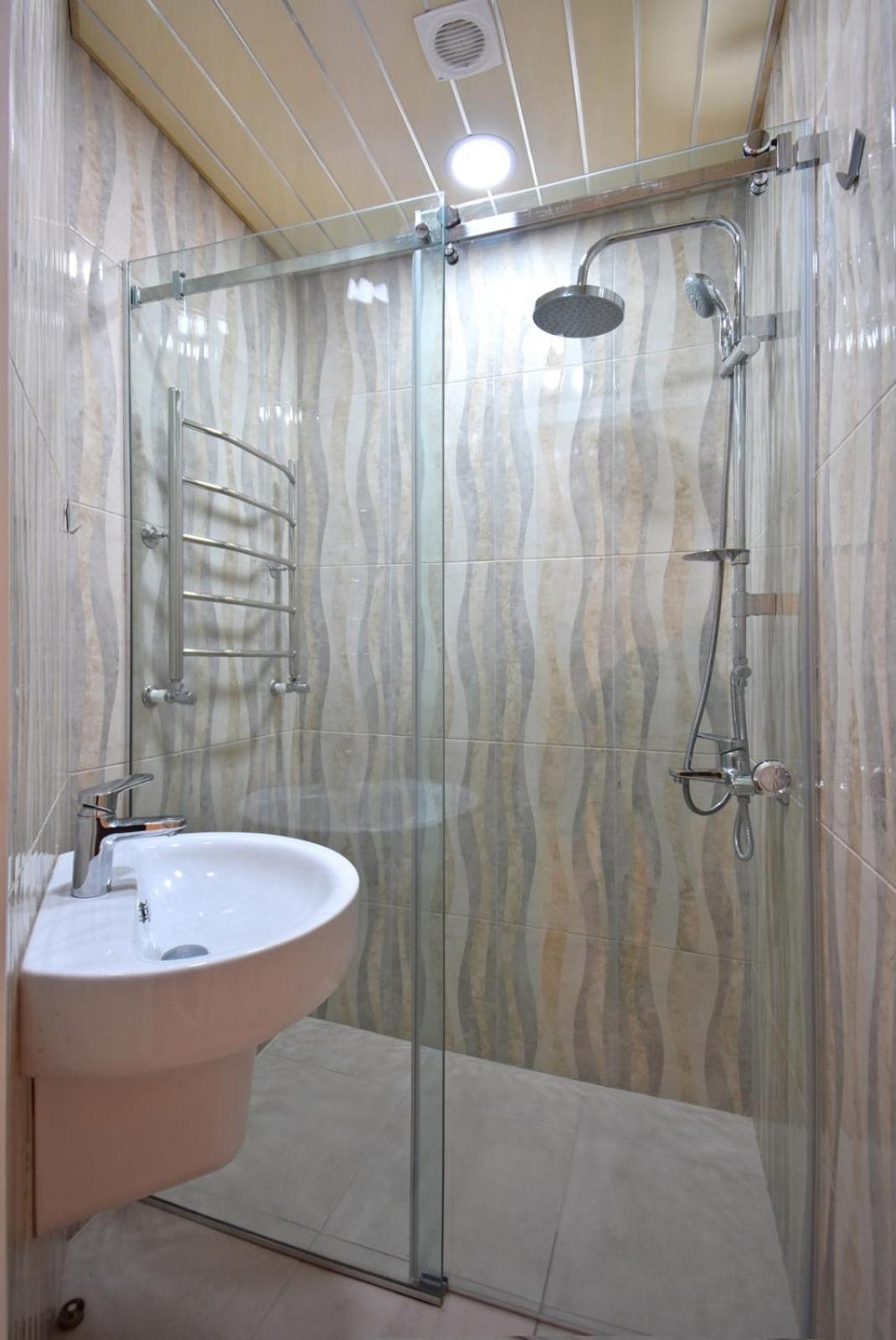 2 Bedroom Apartment, Quiet And Spacious Erevan Exterior foto